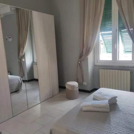 Traveller House Apartment La Spezia