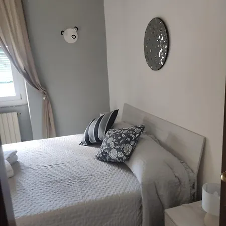 Traveller House Apartamento La Spezia