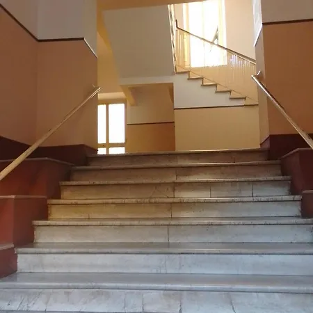 Traveller House Ла-Спеція