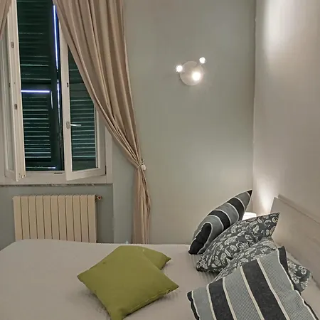 Traveller House * Ла-Спеція