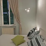 Traveller House * La Spezia
