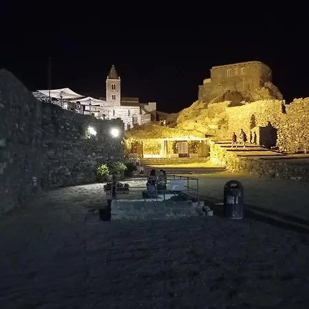 Traveller House Апартаменты *