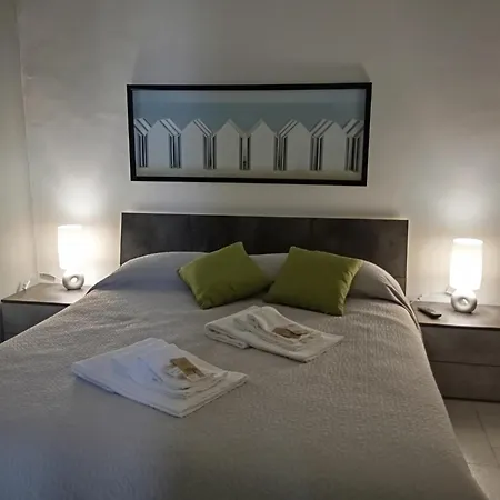 Traveller House